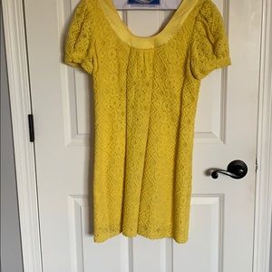 Yellow textured bow dress